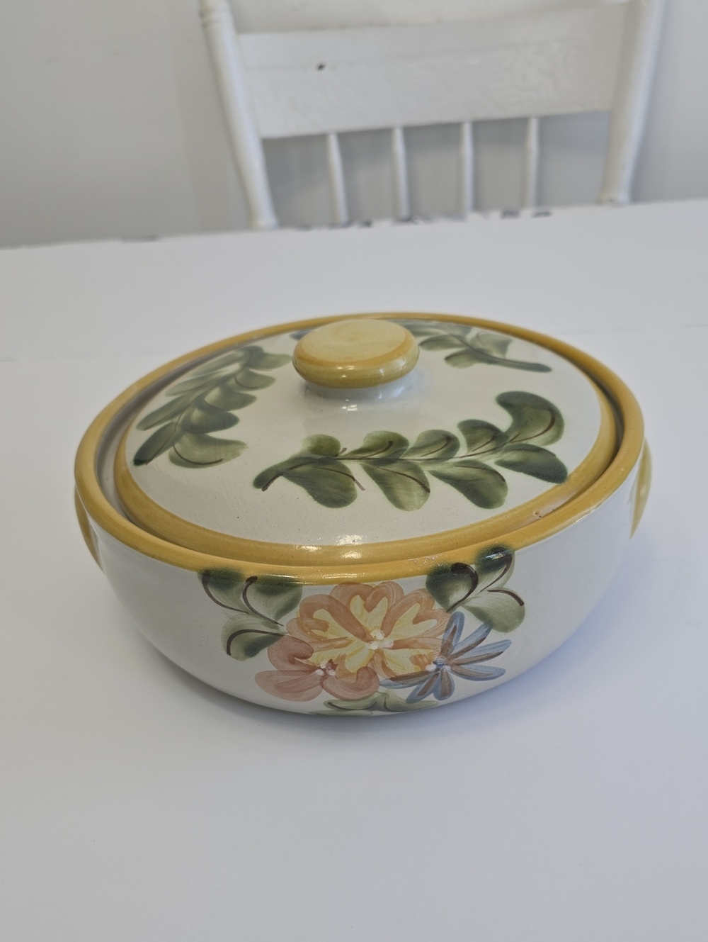 Louisville Stoneware Pottery Floral Lidded Casserole Dish Country Farmhouse